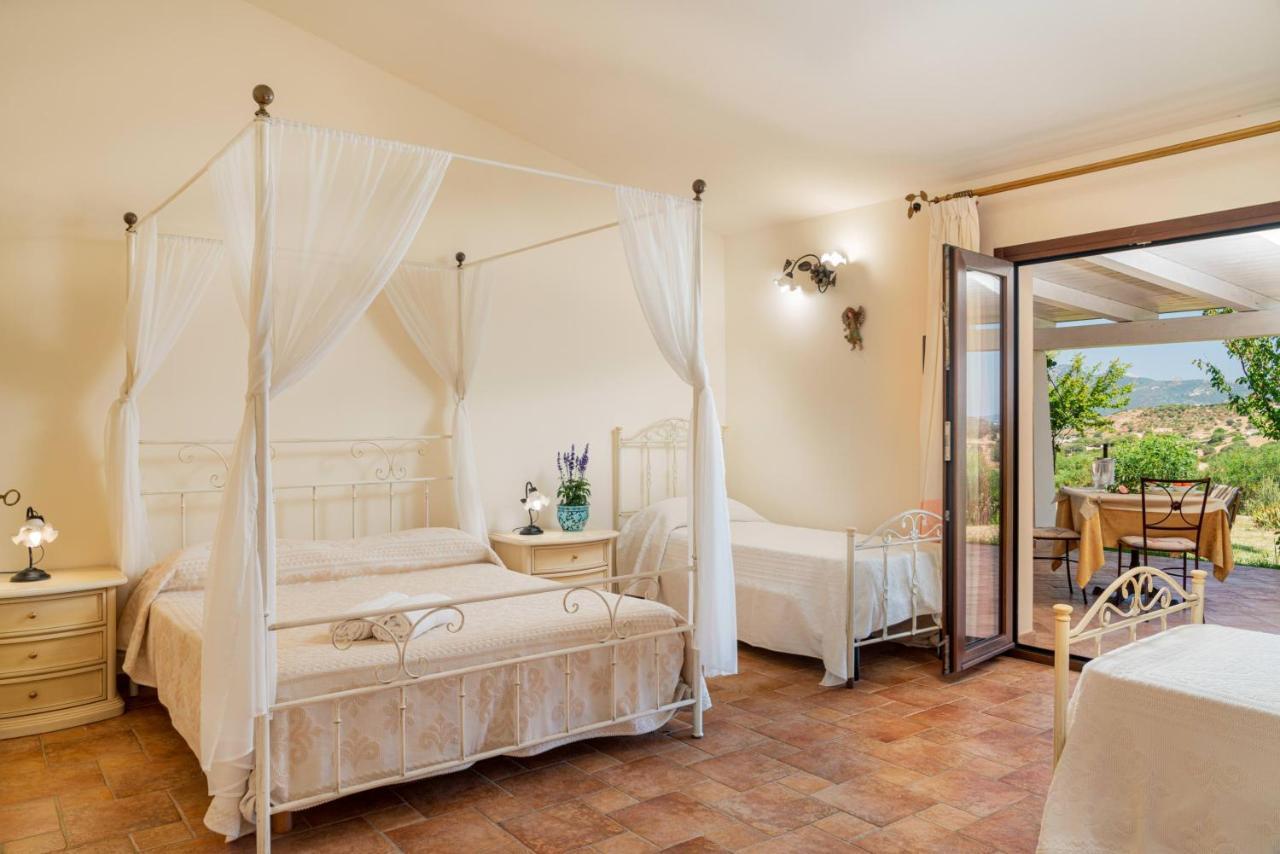 Borgo Alba Barona Turismo Rurale Golfo Aranci Exterior photo